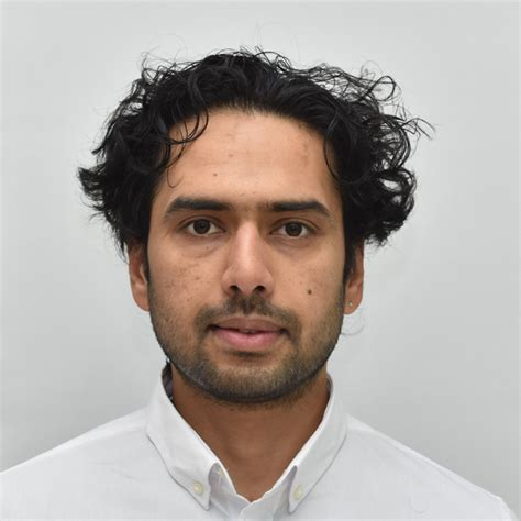 Dr Kislay Raj